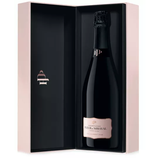 Champagnerflasche Fleur de Miraval Rosé, zartrosa Farbe, von vorne gesehen