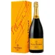 Magnum-Flasche des Champagners VEUVE CLICQUOT Brut Carte Jaune